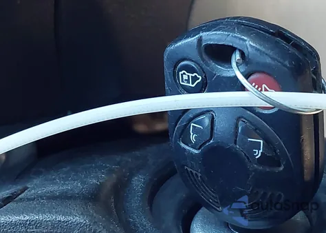 2019 Ford Transit-250 z USA, uszkodzony, nr VIN 1FTYR3XM8KKB89264